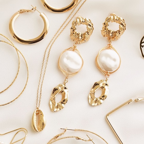 SoldOut11thStreet - Picture 3 of 8